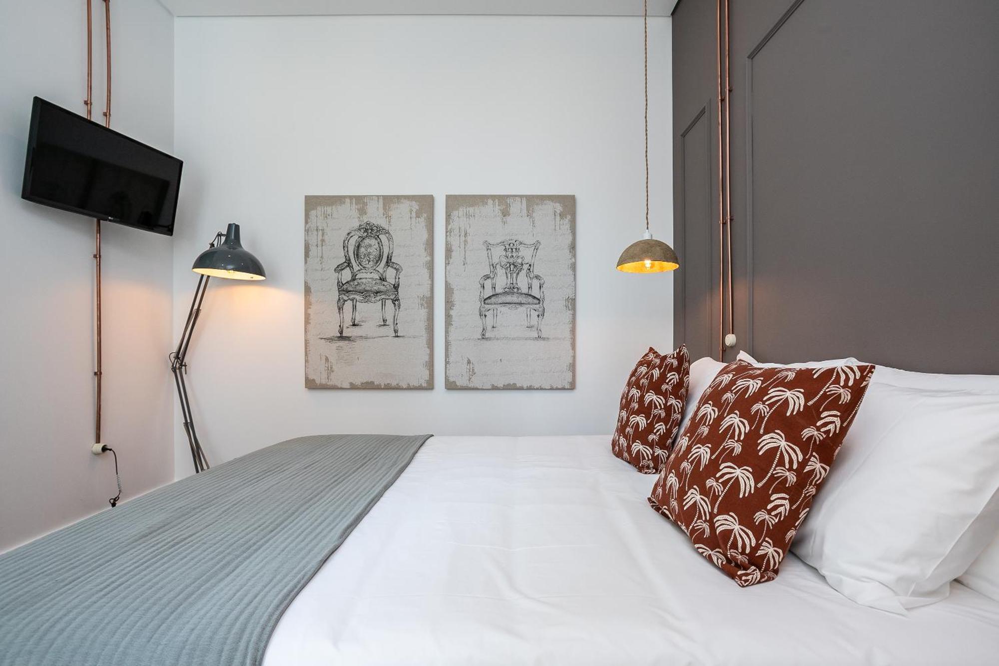 Dona Simone Boutique Suites & Studios - By @ Rita'S Place فارو المظهر الخارجي الصورة