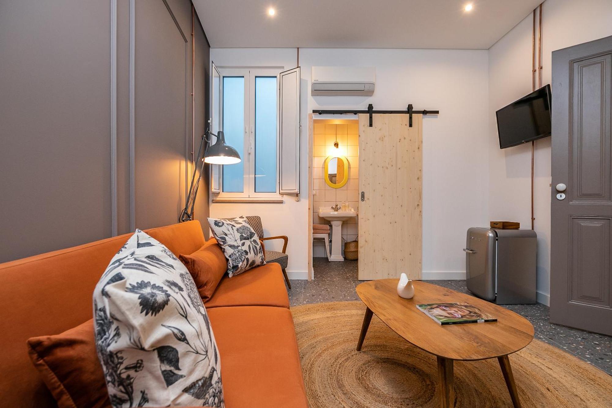 Dona Simone Boutique Suites & Studios - By @ Rita'S Place فارو المظهر الخارجي الصورة